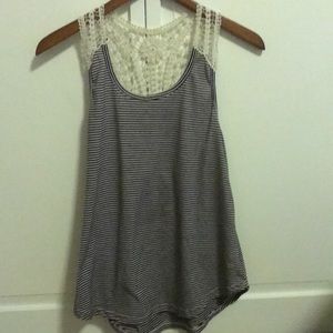 black and white striped tank top-size medium